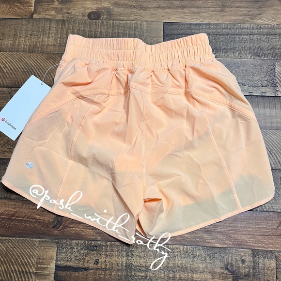 🍋 Lululemon Track That High-Rise Lined Short *5”, NWT - Picture 4 of 10